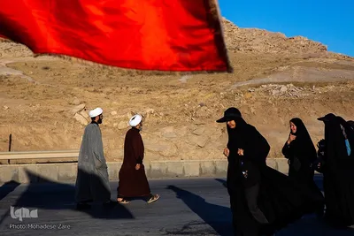 زائران پیاده امام رضا(ع)
