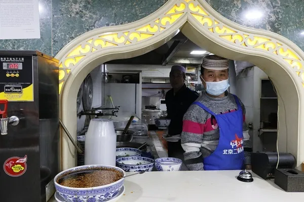 Ramadan Nights in China: Where Drumbeats Call and Steam Rises