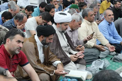 مراسم دعای عرفه در حسینیه جماران