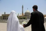 آغاز زندگی مشترک ۲۰۰ زوج جوان در حرم بانوی کرامت