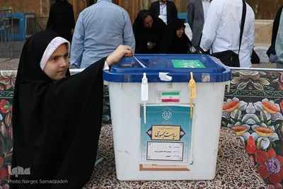 حماسه مشارکت نصف جهان در میدان نقش جهان