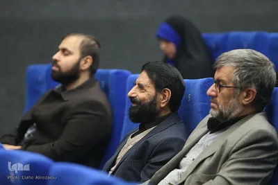 عصر شعر «به‌نام مادر»