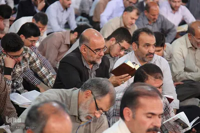 قرائت دعای عرفه در مصلی امام خمینی(ع) ـ شهرکرد‎