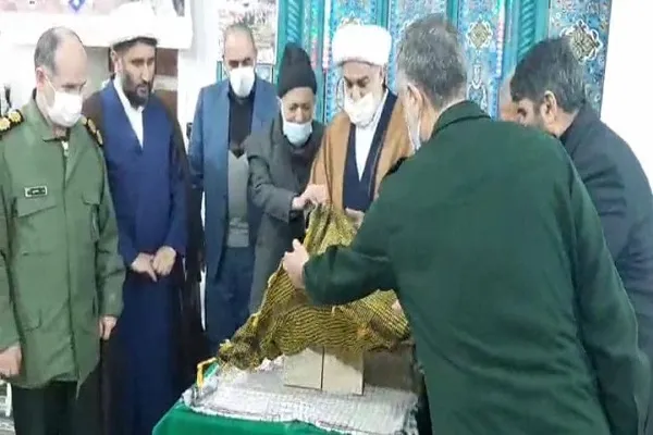 کتاب «رزمنده کتانی‌پوش» رونمایی شد + عکس