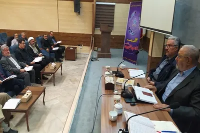 جلسه تفسیر قرآن ویژه مدیران اجرایی آذربایجان‌شرقی