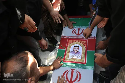 تشییع پیکر شهید مدافع حرم «محمد اینانلو» _ کرج