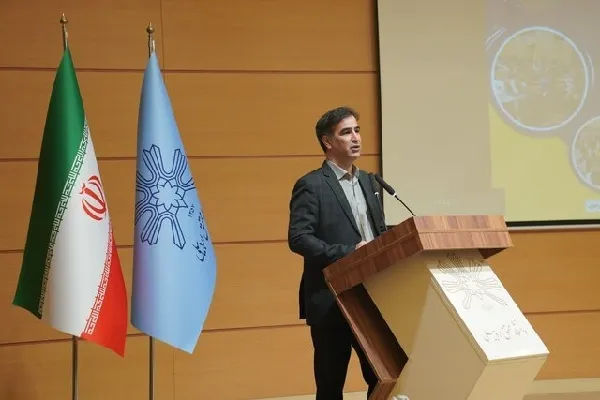 دانشجو وجدان بیدار جامعه و مبدأ تحولات فکری است