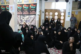 تشییع پیکر مادر 4 شهید دوران دفاع مقدس در شهیدآباد فارس