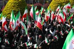 هم‌آوایی بانوان نصف‌ جهان در دفاع از وطن