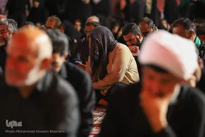 مراسم عزاداری شب شهادت امام رضا(ع) در حرم مطهر رضوی