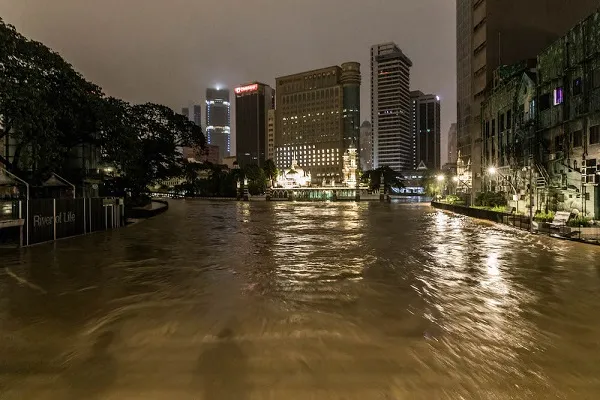 Mosques in Malaysia to Shelter Flood Victims