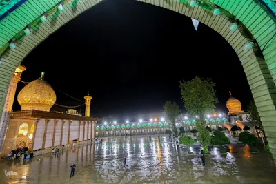 شب بارانی پاییزی در حرم حضرت شاهچراغ (ع)
