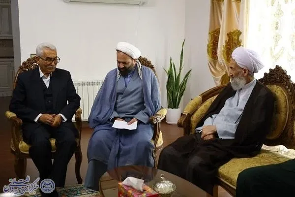 دیدار نماینده ولی فقیه در مازندران با فرماندهان و جانبازان دفاع مقدس