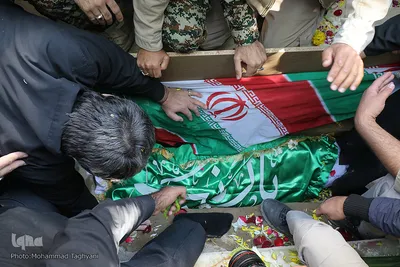 تشییع پیکر پاک شهید مدافع حرم حجت الاسلام و المسلمین «مجید سلمانیان»‎