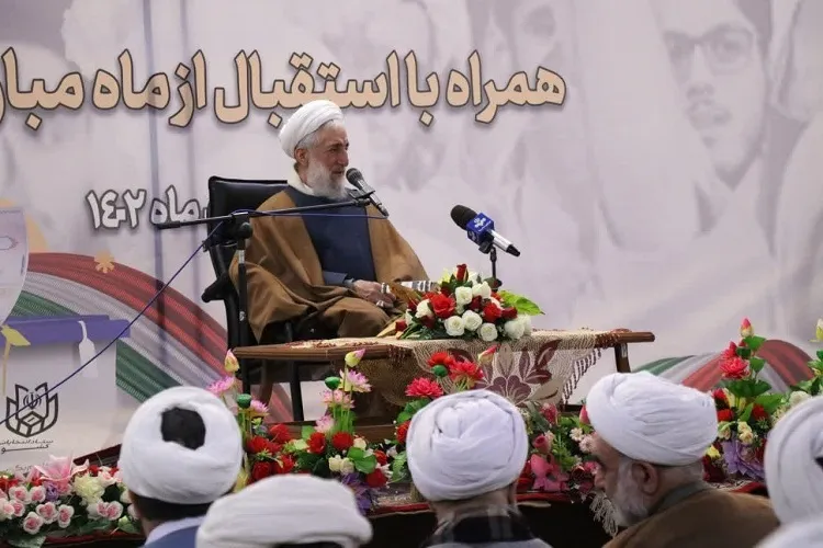 حفظ و حراست نظام اسلامی از واجبات است