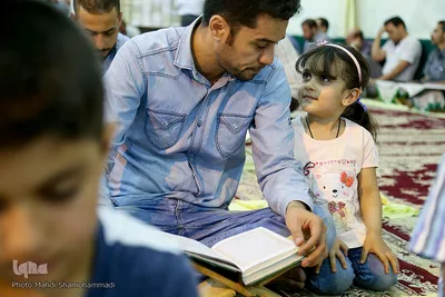  آیین جزء خواني قرآن کریم عربهای مقیم دولت آباد ری