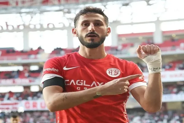 Pemecatan pemain Israel dari pasukan bola sepak Turki Antalyaspor