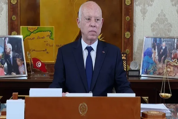 Le président tunisiens met en garde contre les ingérences étrangères par le Coran