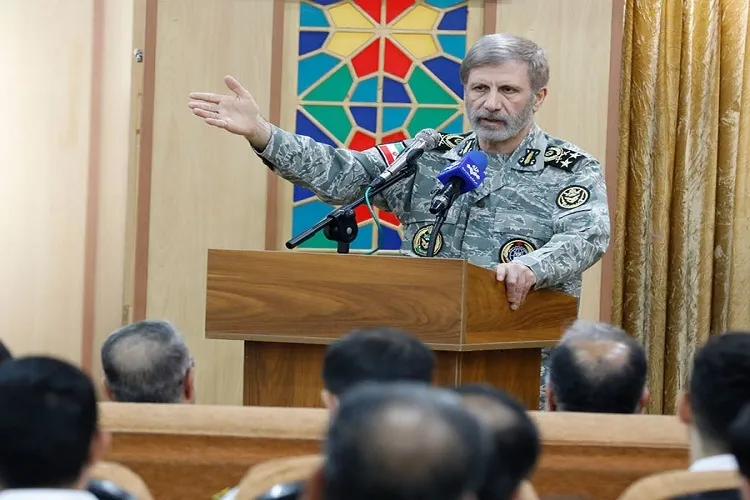 دشمنان آرزوی زانو زدن ملت ایران را به گور خواهند برد