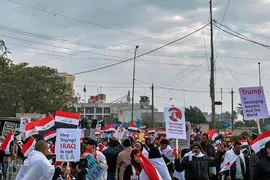 خروش میلیونی عراقی ها برای خروج تروریست های آمریکایی‌