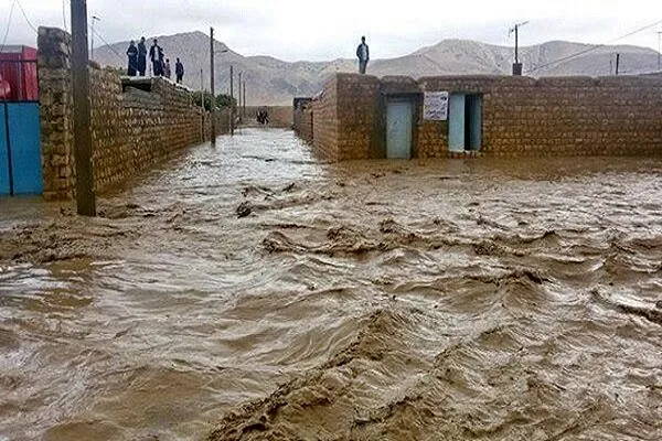 سیل ۸۰۰ میلیارد تومان به راه‌های جنوب سیستان‌و‌بلوچستان خسارت زد