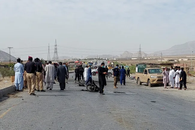 Pakistan'da intihar saldırısı: 4 ölü, 19 yaralı