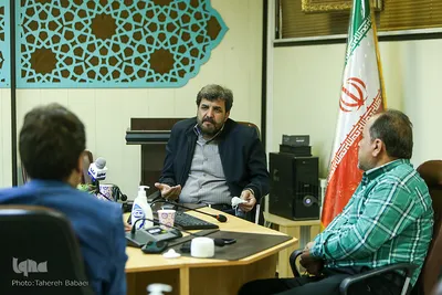 نشست نقد فیلم تیرانداز
