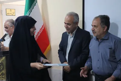 نشست خبری مجمع خیرین سلامت بااصحاب رسانه ملایر‎