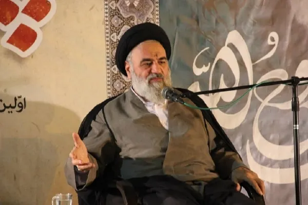 امام خمینی(ره) امام تحول بود