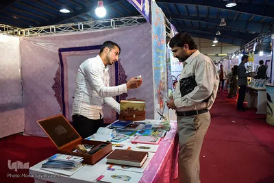 نمایشگاه قرآن و عترت اهواز در روز چهارم 