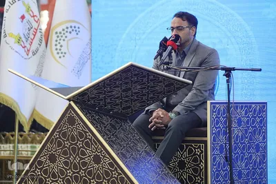 رقابت شرکت کنندگان در روز پایانی مسابقات قرآن کربلا