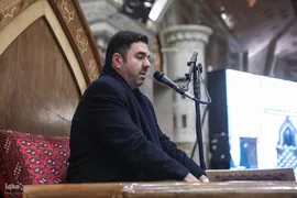 حمیدرضا احمدی‌وفا در مراسم نثار تاج گل و تجدید بیعت جامعه قرآنی با آرمان‌های امام خمینی(ره) و مقام معظم رهبری