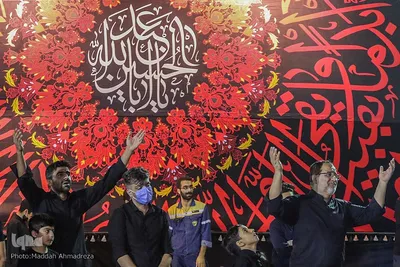 حسینیه ایران؛ مراسم عزاداری شب‌هشتم محرم در کانون رهپویان وصال شیراز‎‎