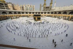 Après le succès du Hajj, l'Arabie Saoudite étudie la reprise de la Omra