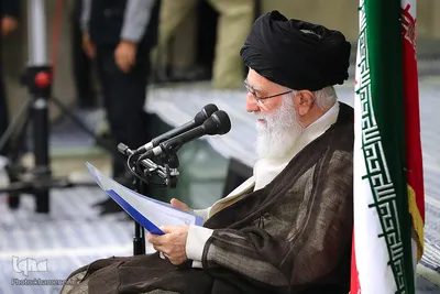 دیدار مدال‌آوران المپیادهای علمی و اعضای تیم ملی والیبال جوانان با رهبر انقلاب