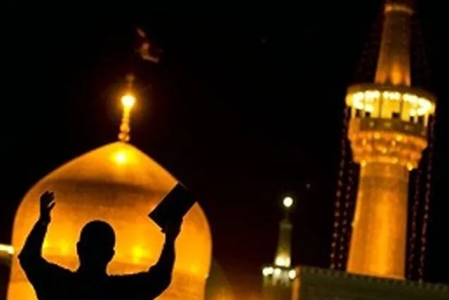 احیای شب قدر با زائران حرم رضوی در شبکه یک