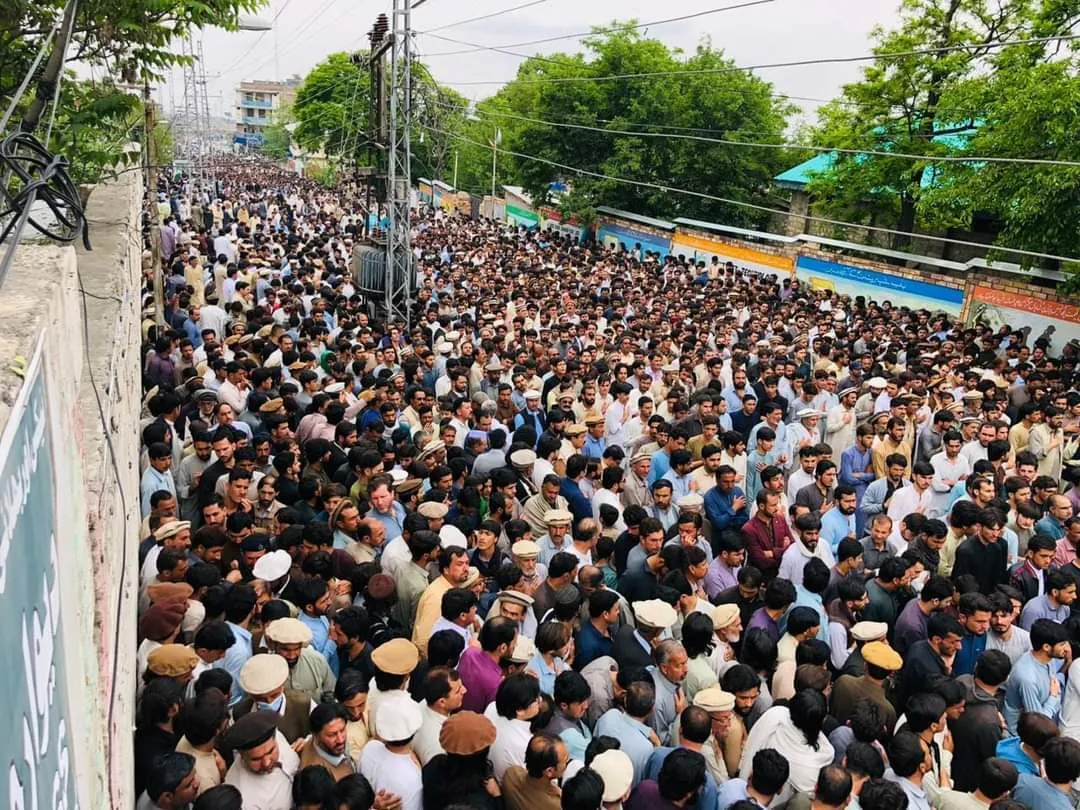 استاذان د علم خورونکي او قاتلان ئې د جهالت وکیلان دي
