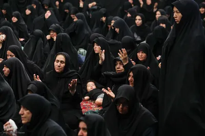 عزاداری چهارمین روزمحرم در تکیه سادات اخوی