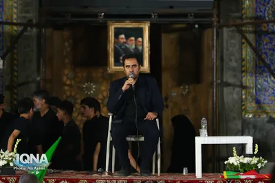 مراسم بزرگداشت چهلم خاکسپاری قائد شهید امت در اصفهان
