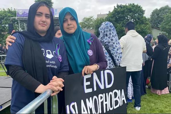Marche des musulmans d'Ontario contre l’islamophobie après une agression haineuse