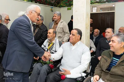 افتتاحیه معنوی پانزدهمین جشنواره فیلم فجر در اصفهان