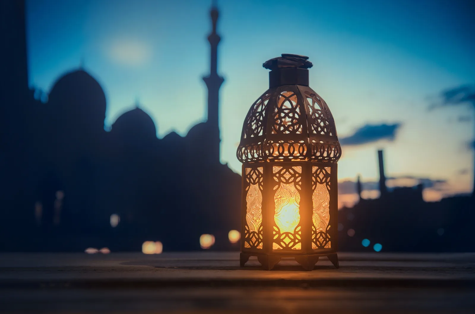 د پیغمبر  اکرم(ص)په بیان کې د روژې د میاشتې فضایل او آداب