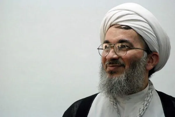 فتنه‌های مختلف در کشور برای نسل جوان بازگو شود