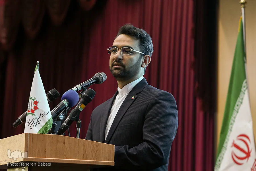 وزیر ارتباطات وارد استان مرکزی شد