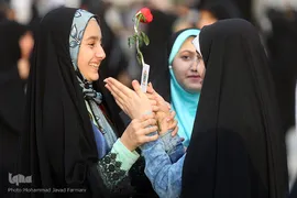 مراسم روز عفاف و حجاب در میدان امام حسین (ع)