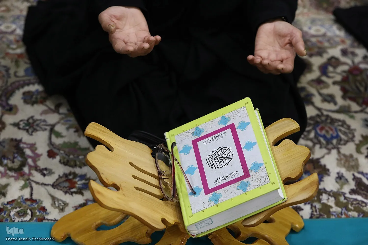 آغاز مراسم ختم قرآن در آستان امامزاده اسماعیل (ع) شهریار
