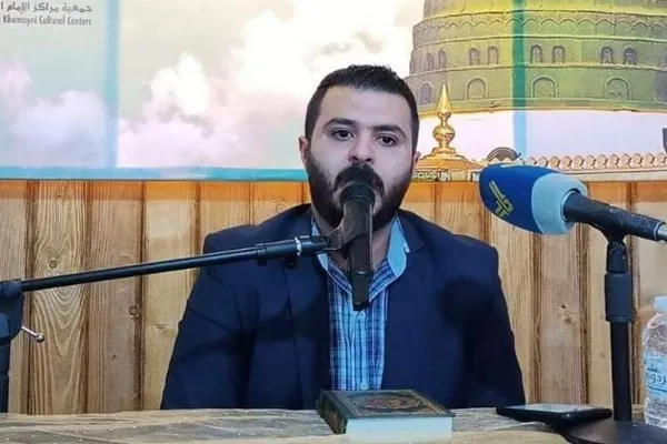 القارئ مرآة لأحكام القرآن وتعاليمه في المجتمع الإسلامي